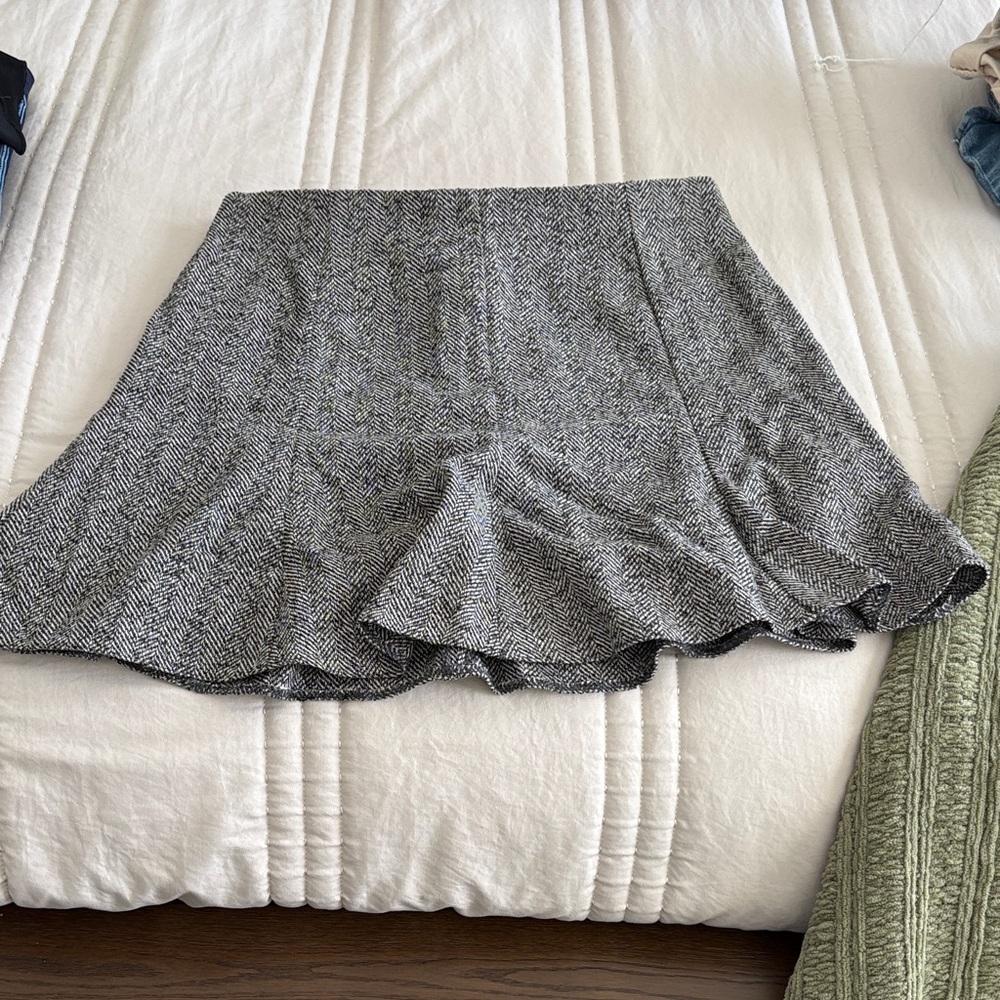 H&M Gray and Black Skater Skirt